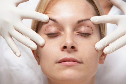 Why A Younger Plastic Surgeon is Better